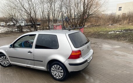 Volkswagen Golf IV, 2003 год, 230 000 рублей, 3 фотография