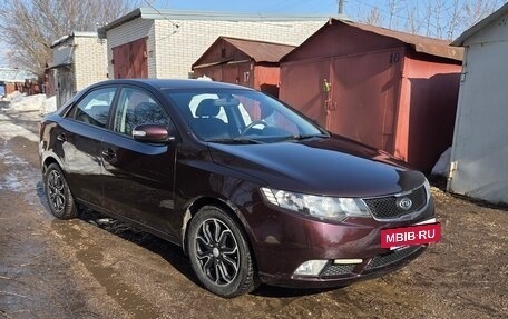 KIA Cerato III, 2010 год, 880 000 рублей, 2 фотография