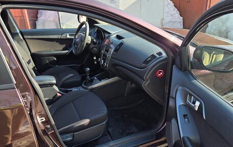 KIA Cerato III, 2010 год, 880 000 рублей, 18 фотография