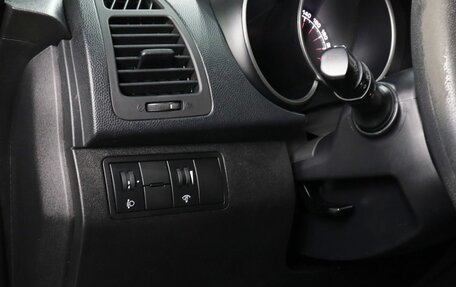 KIA Venga I, 2015 год, 1 139 000 рублей, 11 фотография