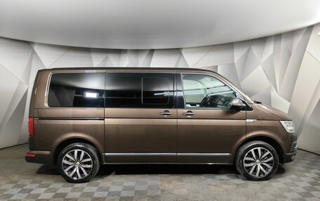 Volkswagen Multivan T6 рестайлинг, 2015 год, 3 647 000 рублей, 6 фотография