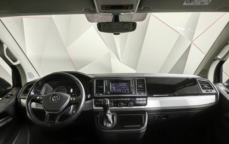 Volkswagen Multivan T6 рестайлинг, 2015 год, 3 647 000 рублей, 14 фотография