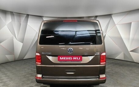 Volkswagen Multivan T6 рестайлинг, 2015 год, 3 647 000 рублей, 8 фотография