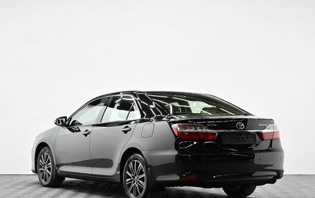 Toyota Camry, 2016 год, 1 695 000 рублей, 2 фотография