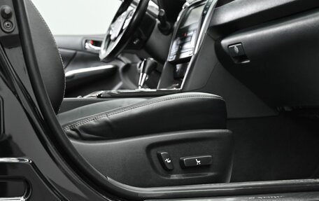 Toyota Camry, 2016 год, 1 695 000 рублей, 13 фотография