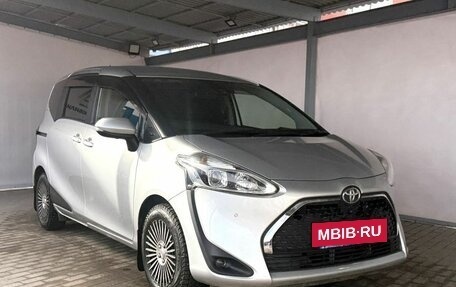 Toyota Sienta II, 2020 год, 1 629 000 рублей, 7 фотография