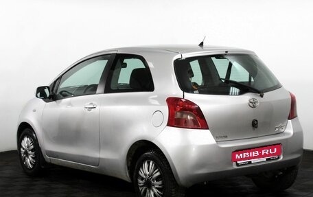 Toyota Yaris III рестайлинг, 2008 год, 529 000 рублей, 8 фотография