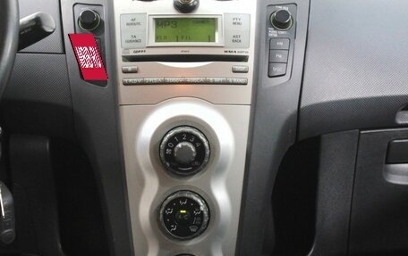 Toyota Yaris III рестайлинг, 2008 год, 529 000 рублей, 14 фотография