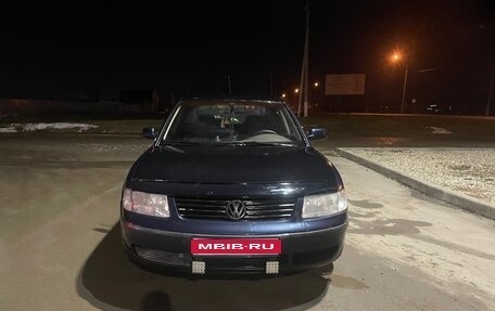 Volkswagen Passat B5+ рестайлинг, 1998 год, 260 000 рублей, 1 фотография