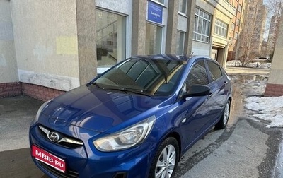 Hyundai Solaris II рестайлинг, 2013 год, 690 000 рублей, 1 фотография