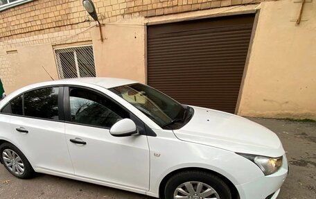 Chevrolet Cruze II, 2011 год, 590 000 рублей, 5 фотография