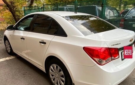 Chevrolet Cruze II, 2011 год, 590 000 рублей, 4 фотография