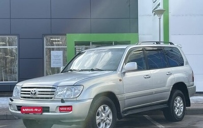 Toyota Land Cruiser 100 рестайлинг 2, 2006 год, 1 700 000 рублей, 1 фотография