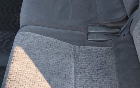 Toyota Land Cruiser Prado 120 рестайлинг, 2003 год, 1 950 000 рублей, 23 фотография