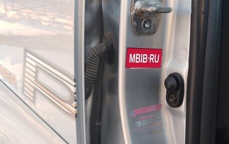 Toyota Land Cruiser Prado 120 рестайлинг, 2003 год, 1 950 000 рублей, 20 фотография