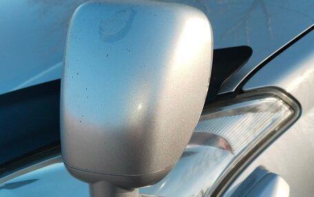 Toyota Land Cruiser Prado 120 рестайлинг, 2003 год, 1 950 000 рублей, 31 фотография