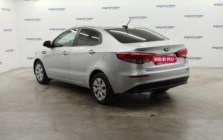 KIA Rio III рестайлинг, 2017 год, 950 000 рублей, 4 фотография