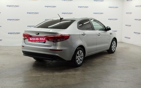 KIA Rio III рестайлинг, 2017 год, 950 000 рублей, 3 фотография