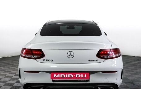 Mercedes-Benz C-Класс, 2018 год, 3 329 000 рублей, 6 фотография