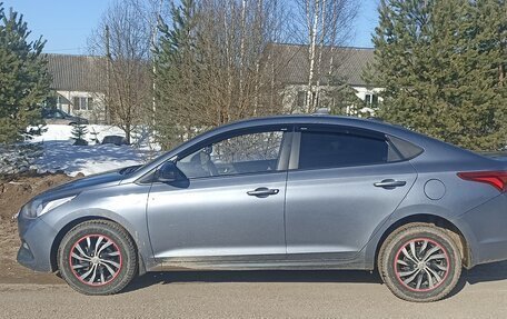 Hyundai Solaris II рестайлинг, 2017 год, 1 400 000 рублей, 9 фотография