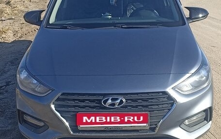 Hyundai Solaris II рестайлинг, 2017 год, 1 400 000 рублей, 11 фотография