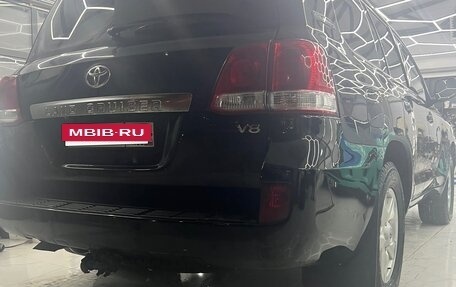 Toyota Land Cruiser 200, 2011 год, 3 100 000 рублей, 4 фотография