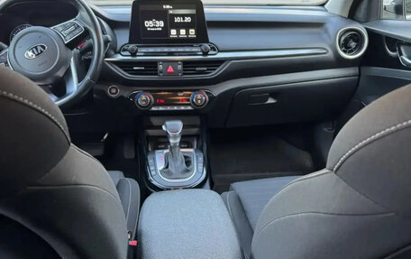 KIA Cerato IV, 2020 год, 2 100 000 рублей, 5 фотография