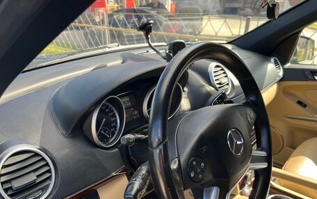 Mercedes-Benz GL-Класс, 2011 год, 1 930 000 рублей, 33 фотография