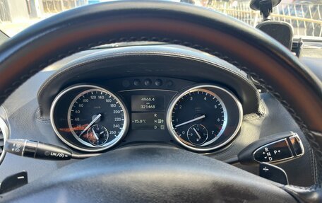 Mercedes-Benz GL-Класс, 2011 год, 1 930 000 рублей, 35 фотография