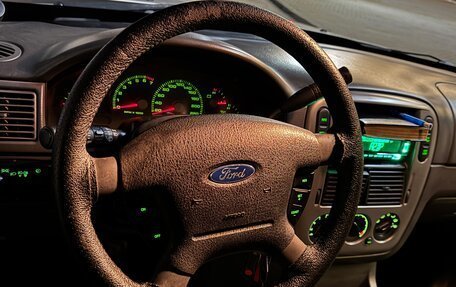 Ford Explorer III, 2005 год, 800 000 рублей, 11 фотография