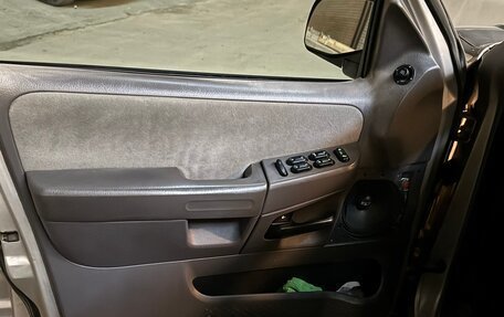 Ford Explorer III, 2005 год, 800 000 рублей, 14 фотография