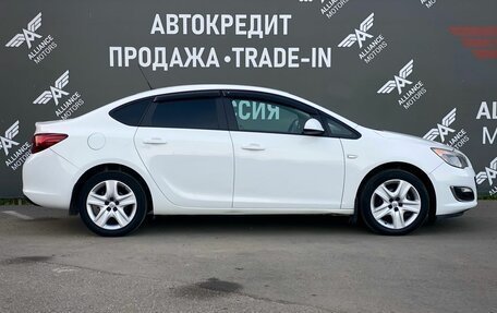 Opel Astra J, 2013 год, 1 050 000 рублей, 9 фотография