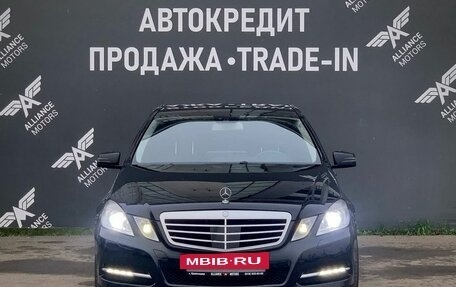 Mercedes-Benz E-Класс, 2010 год, 1 865 000 рублей, 2 фотография