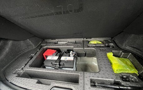 Toyota Yaris, 2021 год, 4 300 000 рублей, 16 фотография