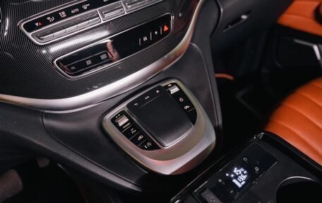 Mercedes-Benz V-Класс, 2022 год, 9 900 000 рублей, 16 фотография