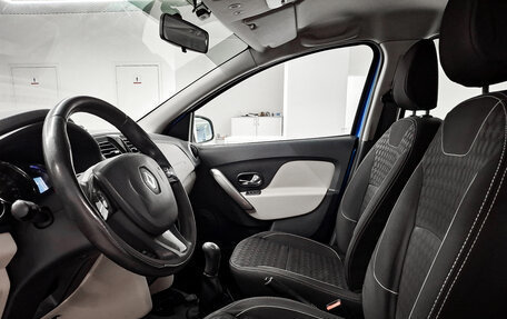 Renault Logan II, 2016 год, 655 000 рублей, 20 фотография