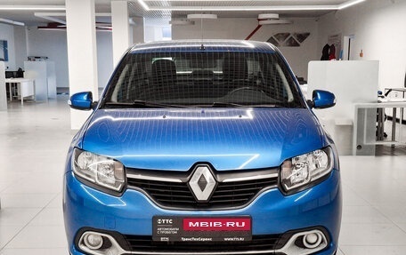 Renault Logan II, 2016 год, 655 000 рублей, 2 фотография