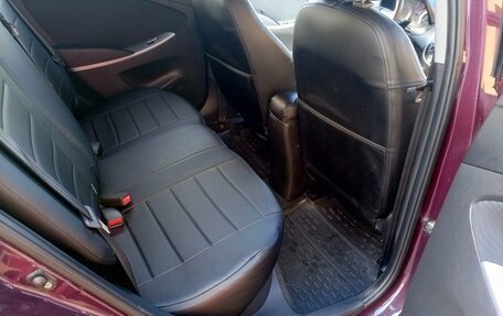 Hyundai Solaris II рестайлинг, 2013 год, 850 000 рублей, 14 фотография