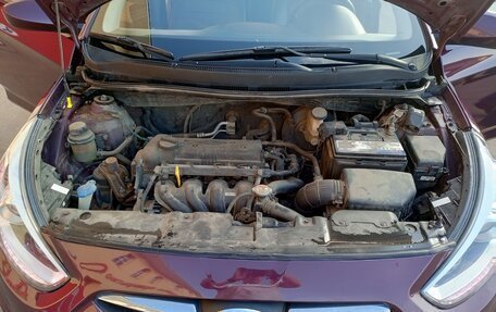 Hyundai Solaris II рестайлинг, 2013 год, 850 000 рублей, 17 фотография