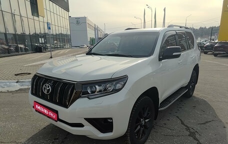 Toyota Land Cruiser Prado 150 рестайлинг 2, 2021 год, 5 350 000 рублей, 1 фотография