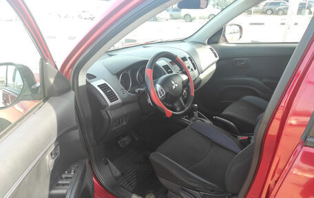 Mitsubishi Outlander III рестайлинг 3, 2010 год, 840 000 рублей, 5 фотография