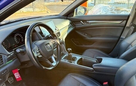 Honda Accord IX рестайлинг, 2017 год, 2 360 000 рублей, 14 фотография