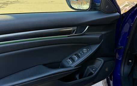 Honda Accord IX рестайлинг, 2017 год, 2 360 000 рублей, 23 фотография