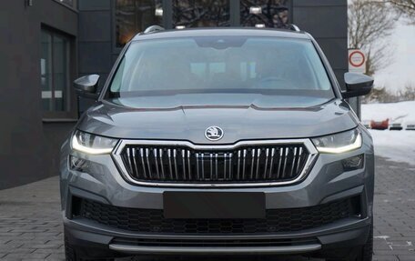 Skoda Kodiaq I, 2022 год, 2 170 000 рублей, 3 фотография