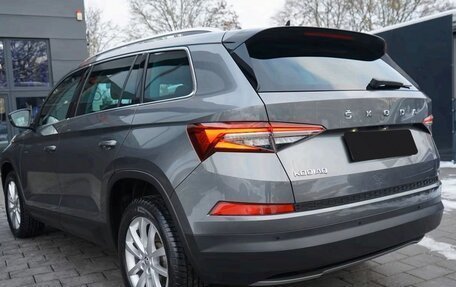 Skoda Kodiaq I, 2022 год, 2 170 000 рублей, 6 фотография