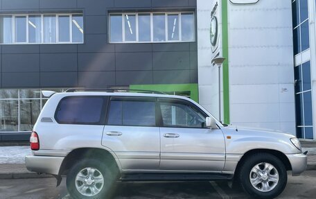 Toyota Land Cruiser 100 рестайлинг 2, 2006 год, 1 700 000 рублей, 4 фотография