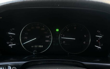 Toyota Land Cruiser 100 рестайлинг 2, 2006 год, 1 700 000 рублей, 12 фотография