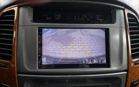 Toyota Land Cruiser 100 рестайлинг 2, 2006 год, 1 700 000 рублей, 16 фотография