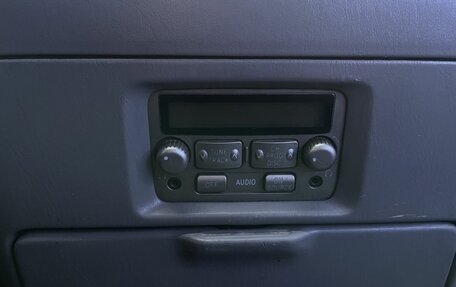 Toyota Land Cruiser 100 рестайлинг 2, 2006 год, 1 700 000 рублей, 19 фотография