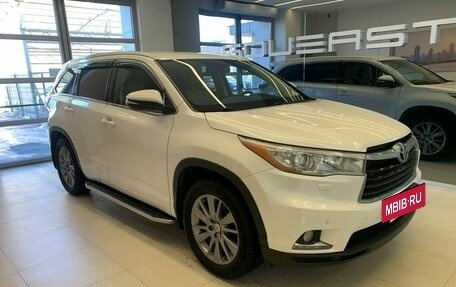 Toyota Highlander III, 2014 год, 2 850 500 рублей, 3 фотография